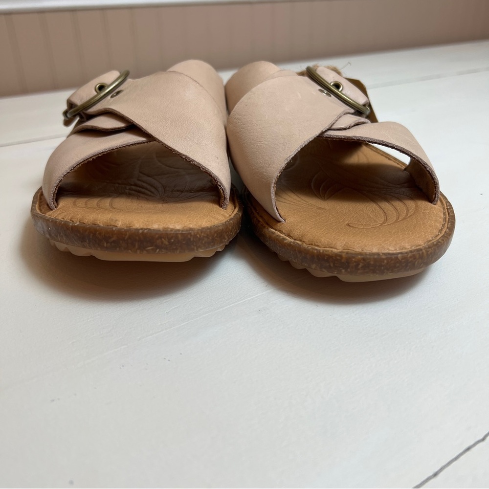 Born Women's Beige Leather Buckle Slide Sandals - Picture 3 of 12